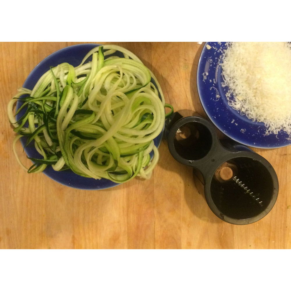 15988-microplane-vegetable-fruit-spiral-cutter-slicer-black