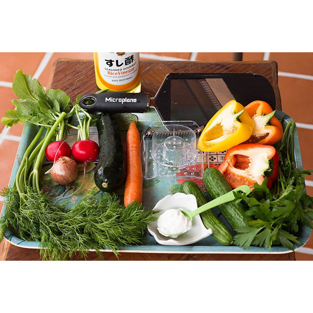 15996-microplane-adjustable-slicer-w-julienne-blade-black