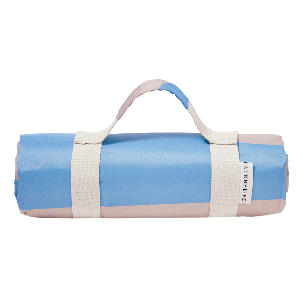 2287136-sunnylife-wash-me-beach-picnic-blanket-blue-le-med