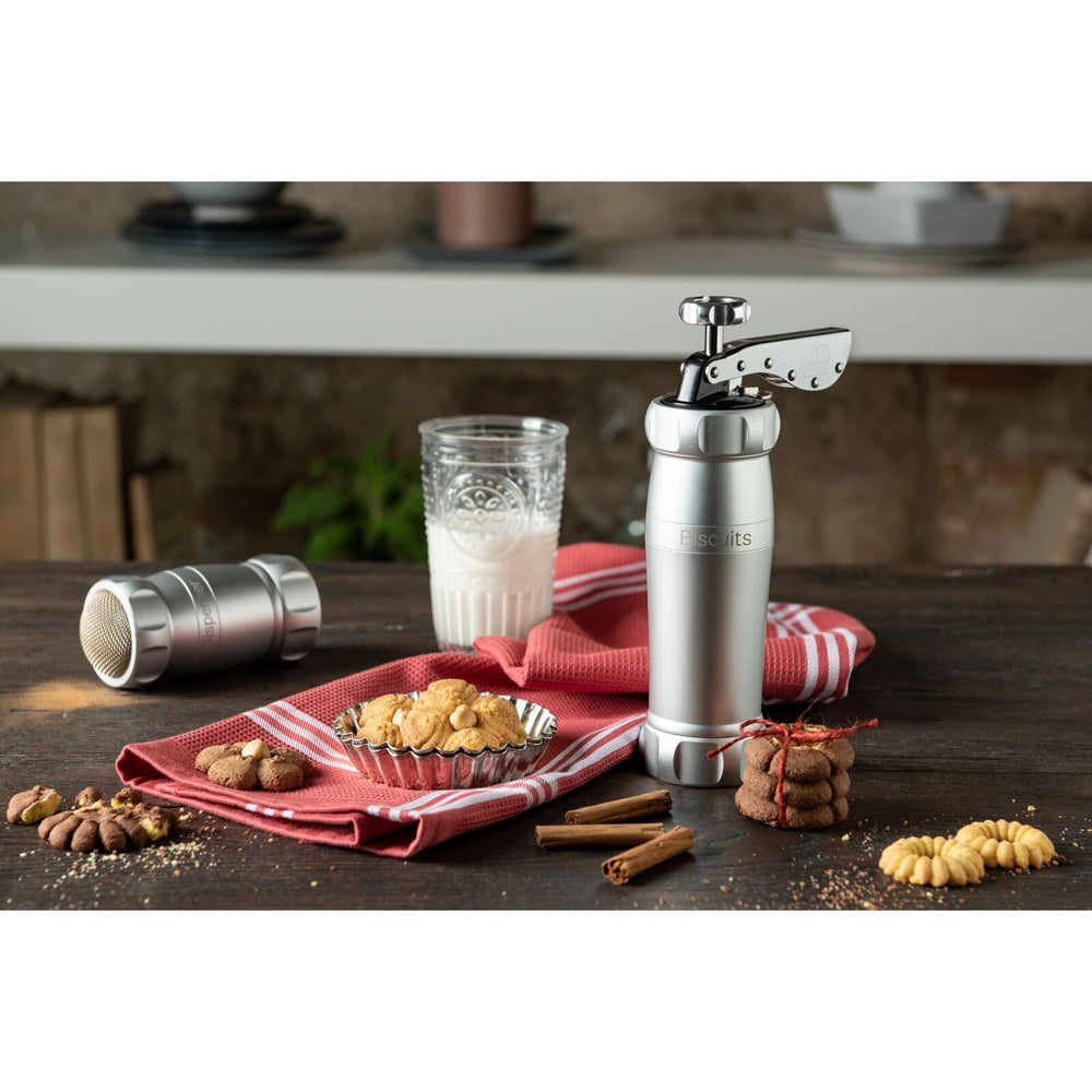 2790-marcato-design-20-shapes-aluminium-biscuit-press-silver
