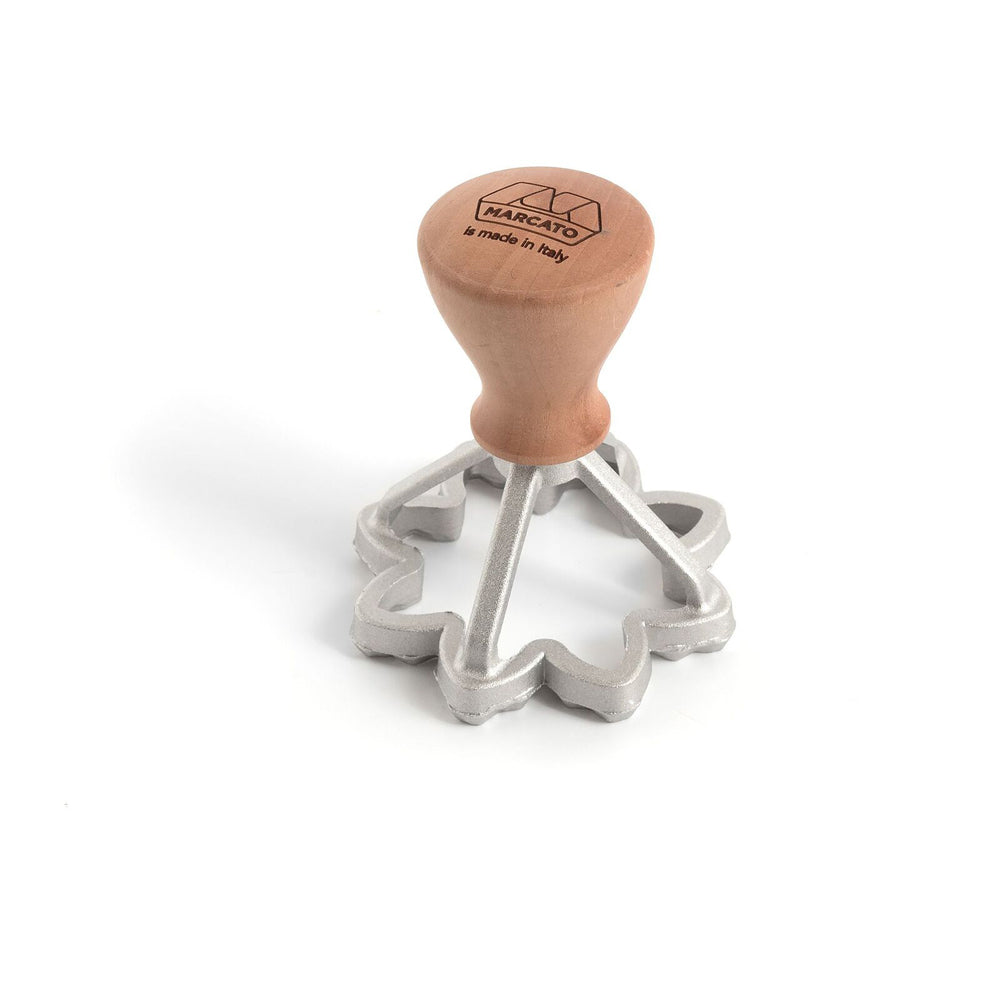 2812-marcato-7cm-ravioli-wood-aluminum-stamp-flower-moulder-baking-utensil