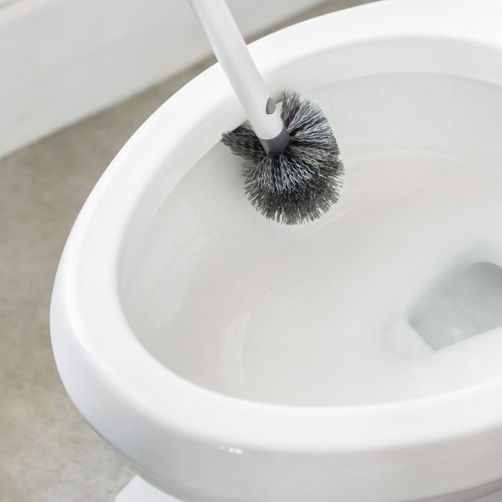 287861-full-circle-scrub-queen-toilet-brush-head-refill-grey