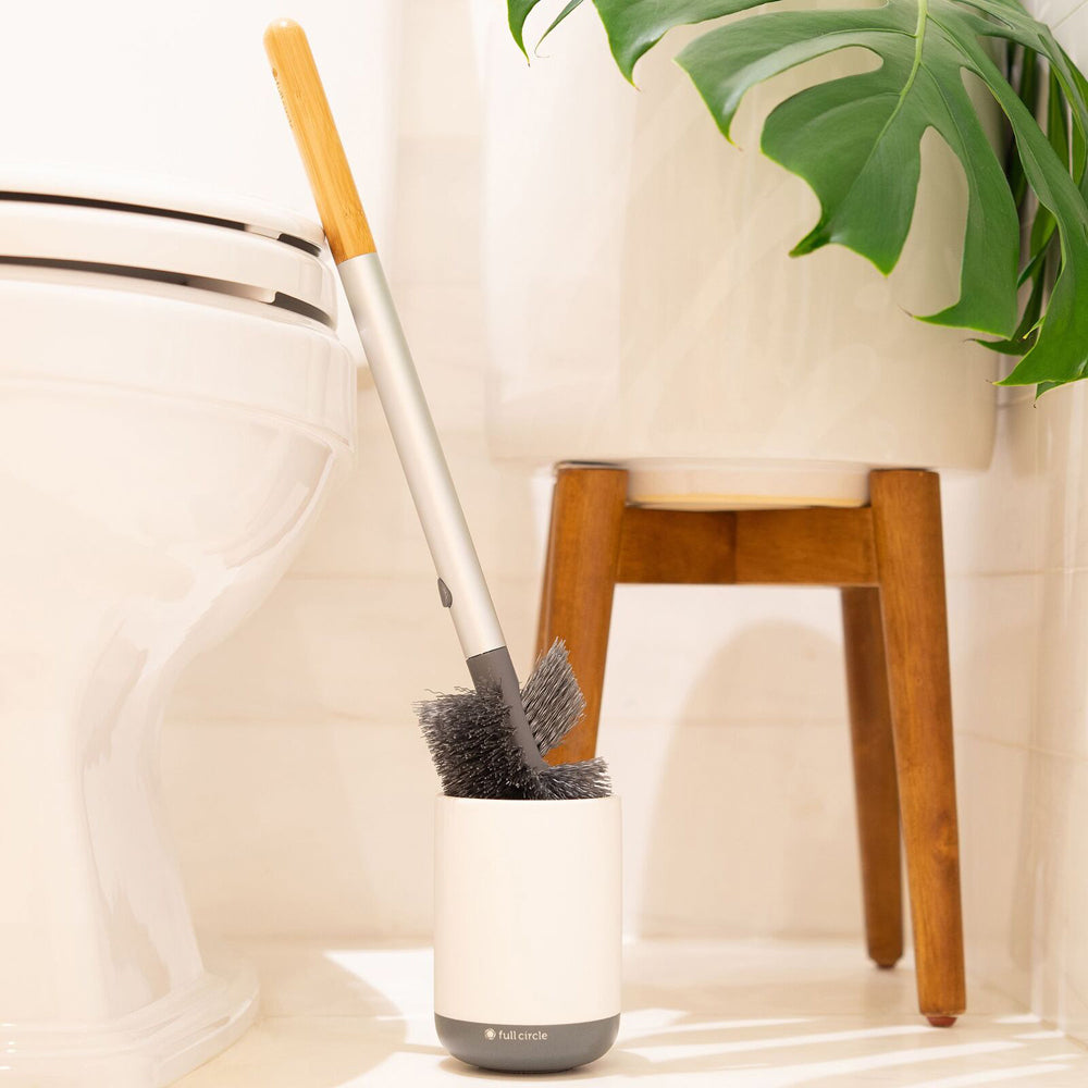 287861-full-circle-scrub-queen-toilet-brush-head-refill-grey