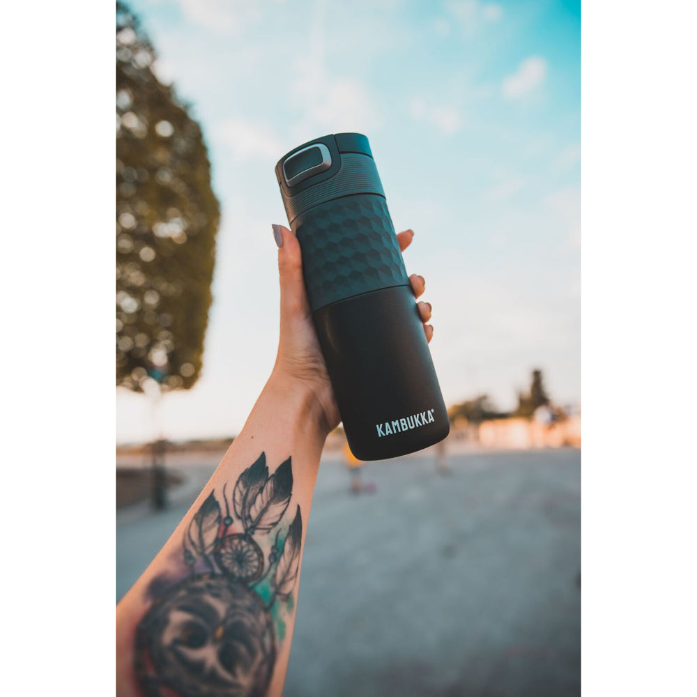 38051-kambukka-etna-grip-snapclean-500ml-travel-mug-black-steel