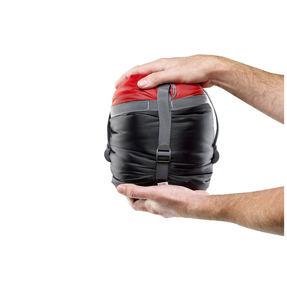 5453-caribee-nepal-1000-sleeping-bag