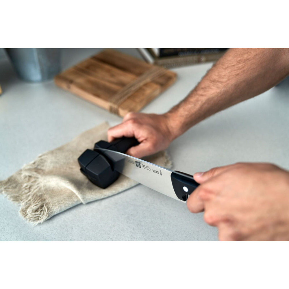 60469-zwilling-sharp-pro-pull-through-knife-polyaminde-sharpener-black