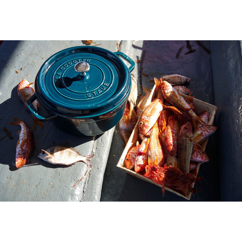 65352-staub-24cm-3-8l-cast-iron-round-cocotte-pot-w-lid-la-mer