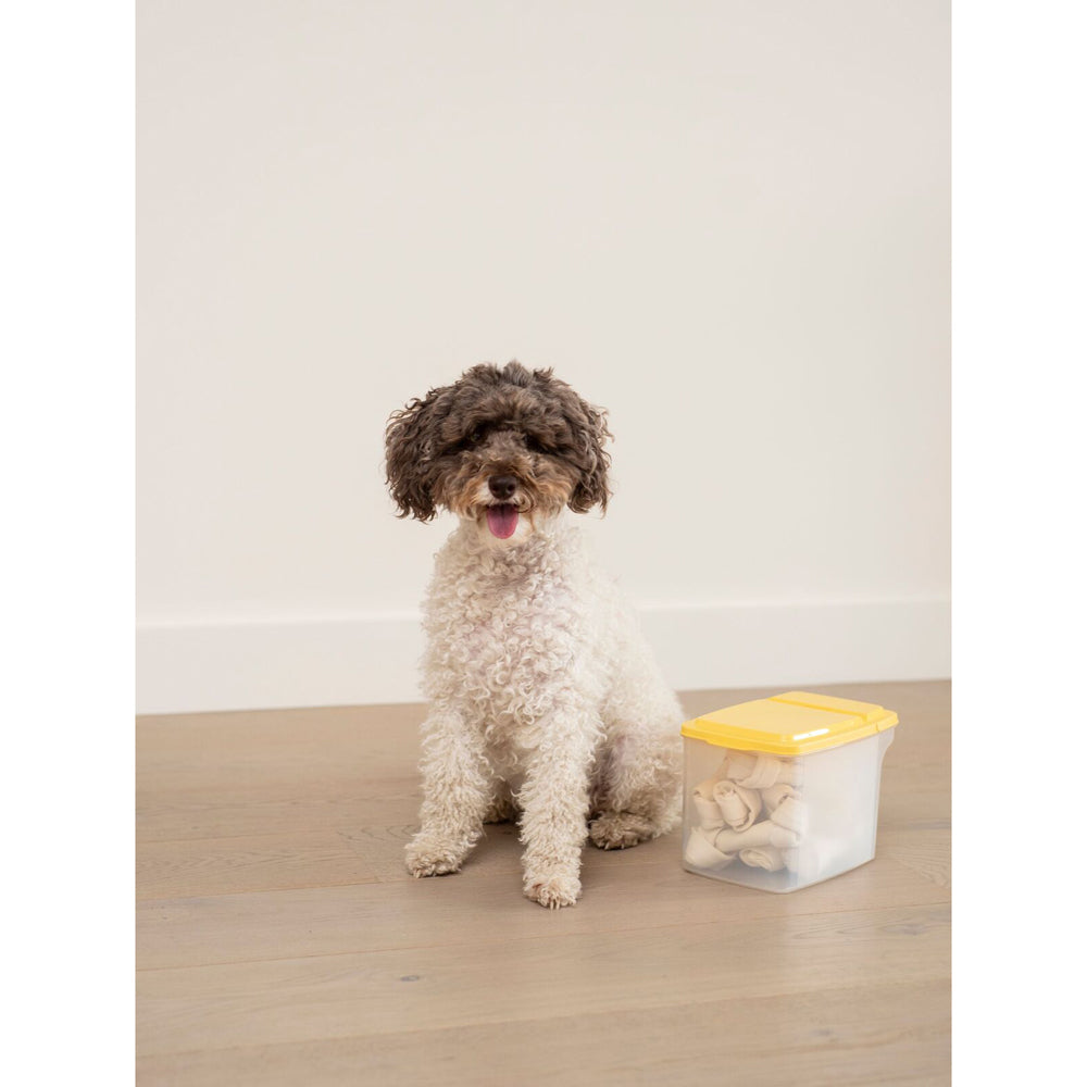 70858-lock-lock-3-2l-cat-dog-pet-flip-top-lid-food-storage-container-yellow