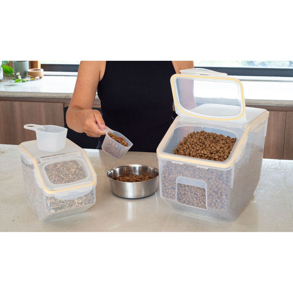 70896-2pk-lock-lock-cat-dog-pet-dry-food-storage-w-scoop-set-yellow