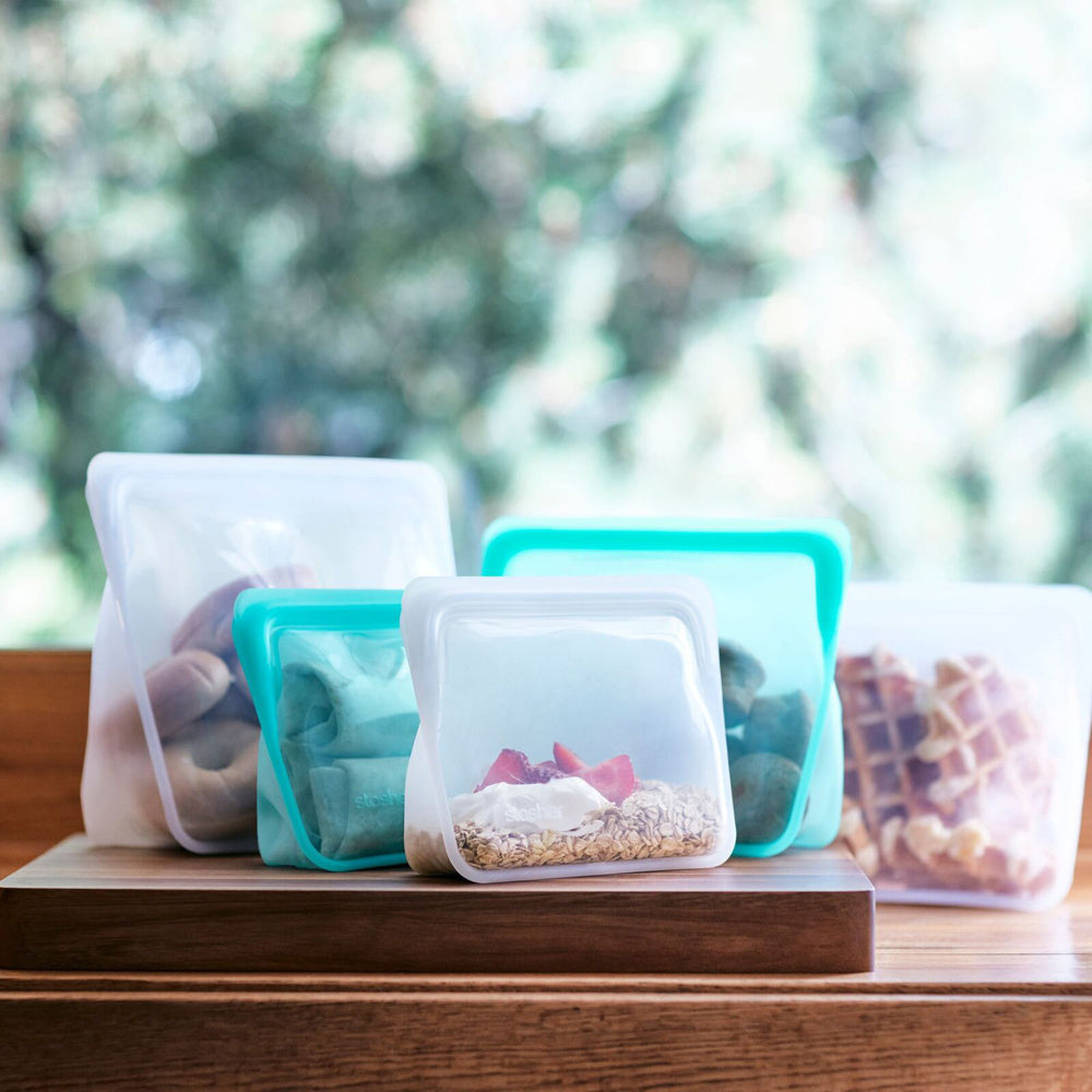 73075-stasher-828ml-stand-up-mini-food-storage-bag-aqua
