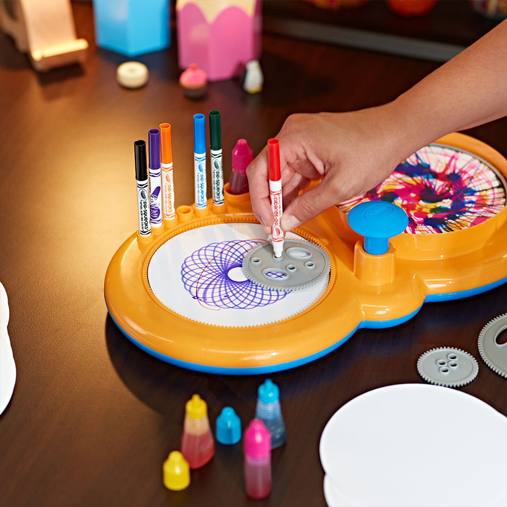 74-7485-crayola-spin-spiral-art-station-deluxe-edition-kids-childrens-set-8y