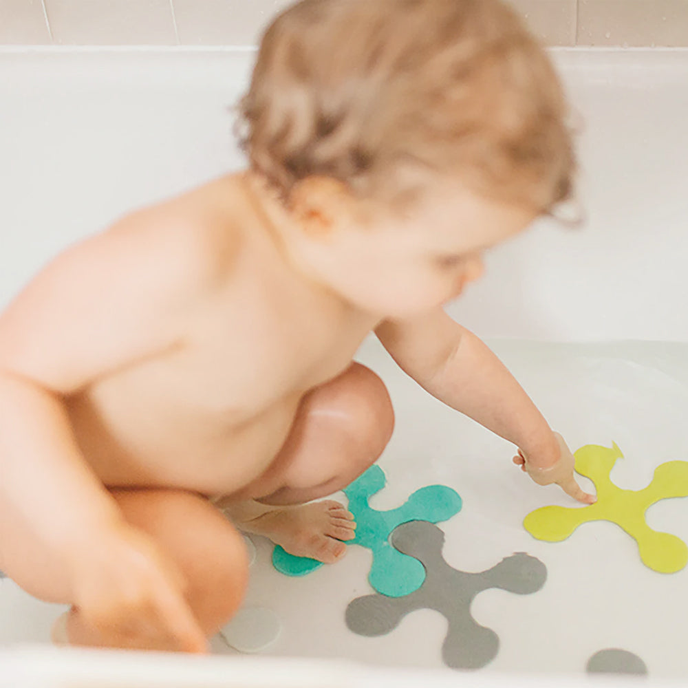 7449-12pc-prince-lionheart-get-a-grip-on-bathtime-kids-bathmats