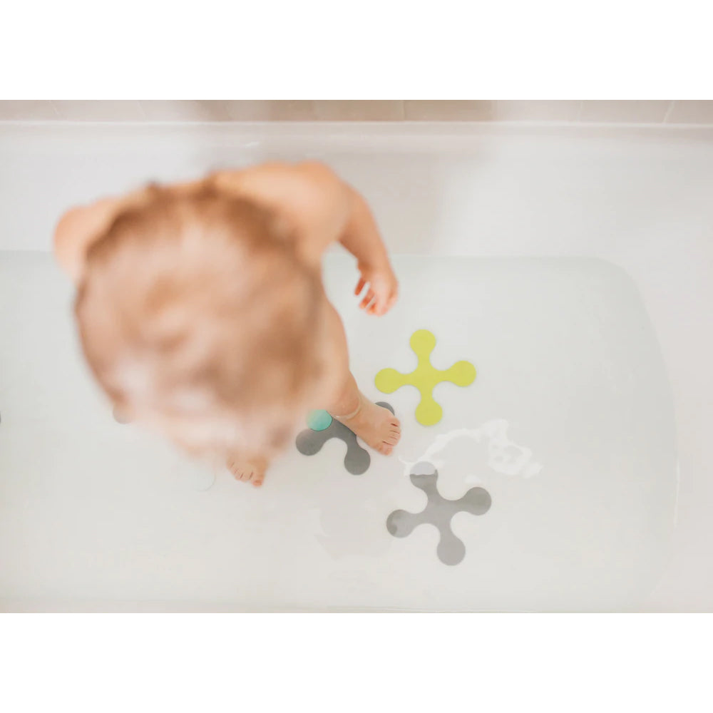 7449-12pc-prince-lionheart-get-a-grip-on-bathtime-kids-bathmats