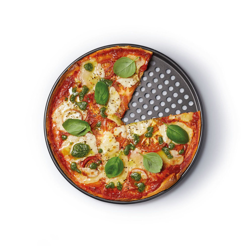 81110-mastercraft-32cm-heavy-base-non-stick-round-pizza-crisper-tray-black