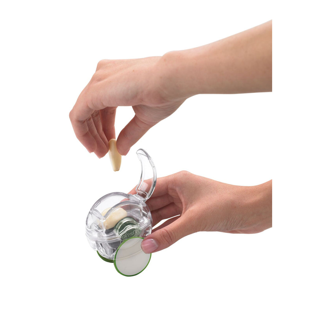 84063-chefn-vibe-round-7cm-garlic-chopper-roller-clear
