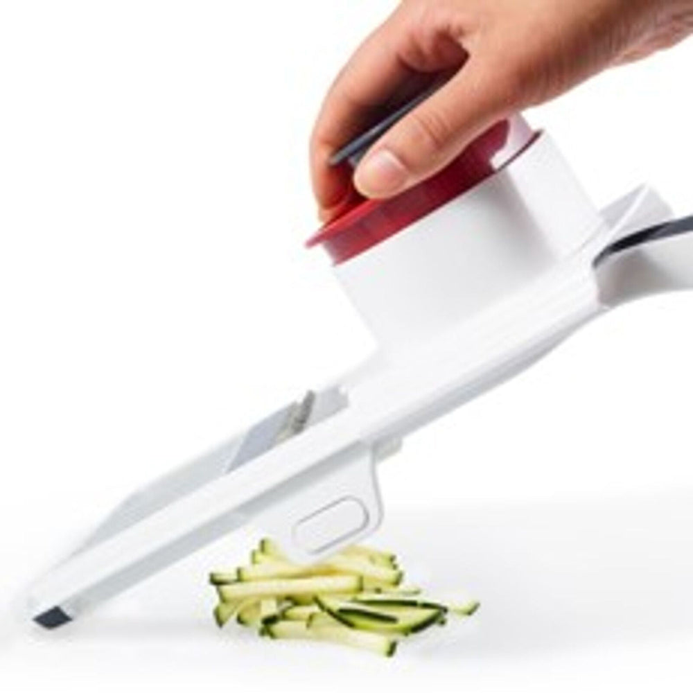 1328-zyliss-easy-control-handheld-slicer-w-adjustable-blade