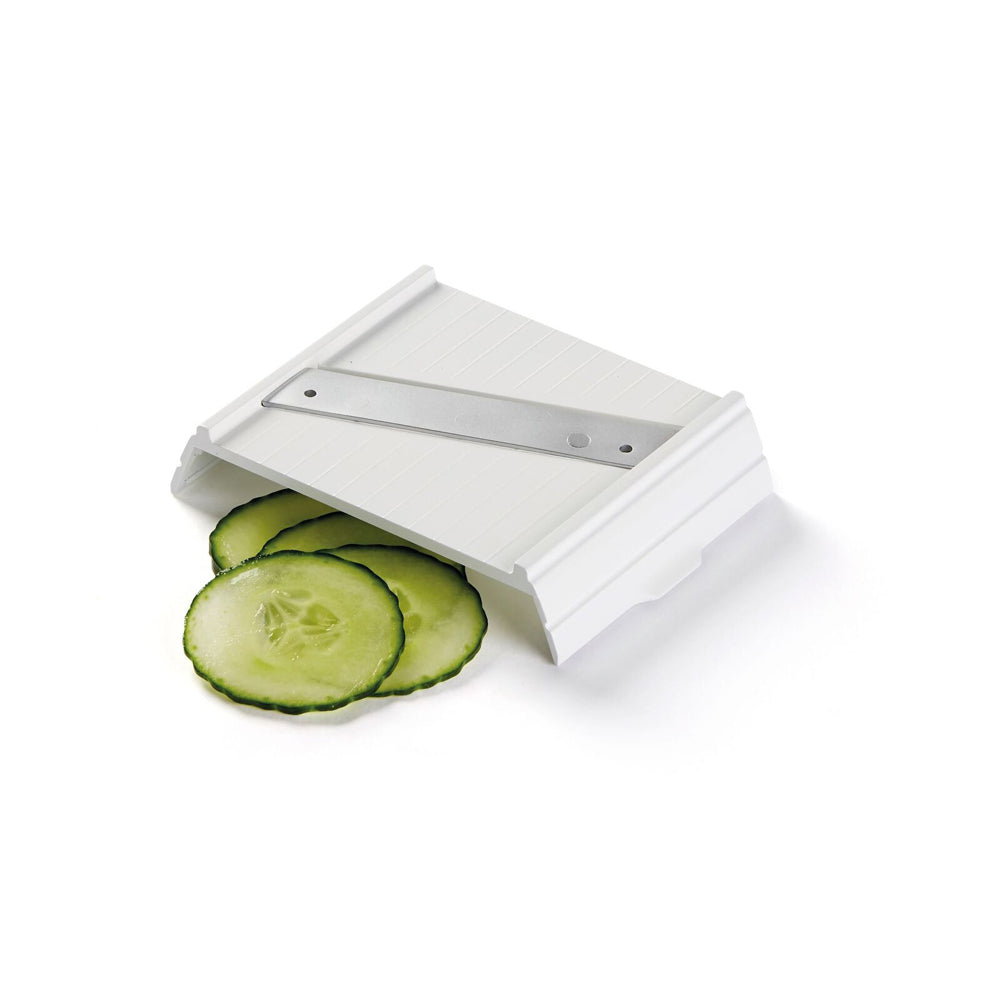 1337-zyliss-4-in-1-slicer-fruit-vegetable-kitchen-grater-white