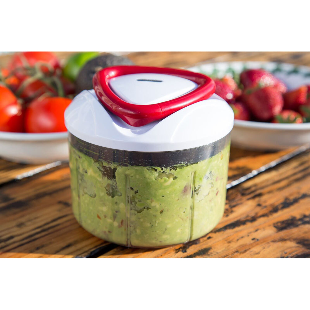 1339-zyliss-750ml-easy-pull-manual-food-processor-chopping-mincer