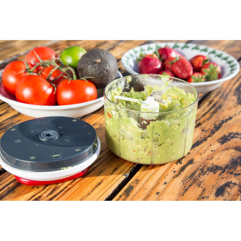 1339-zyliss-750ml-easy-pull-manual-food-processor-chopping-mincer