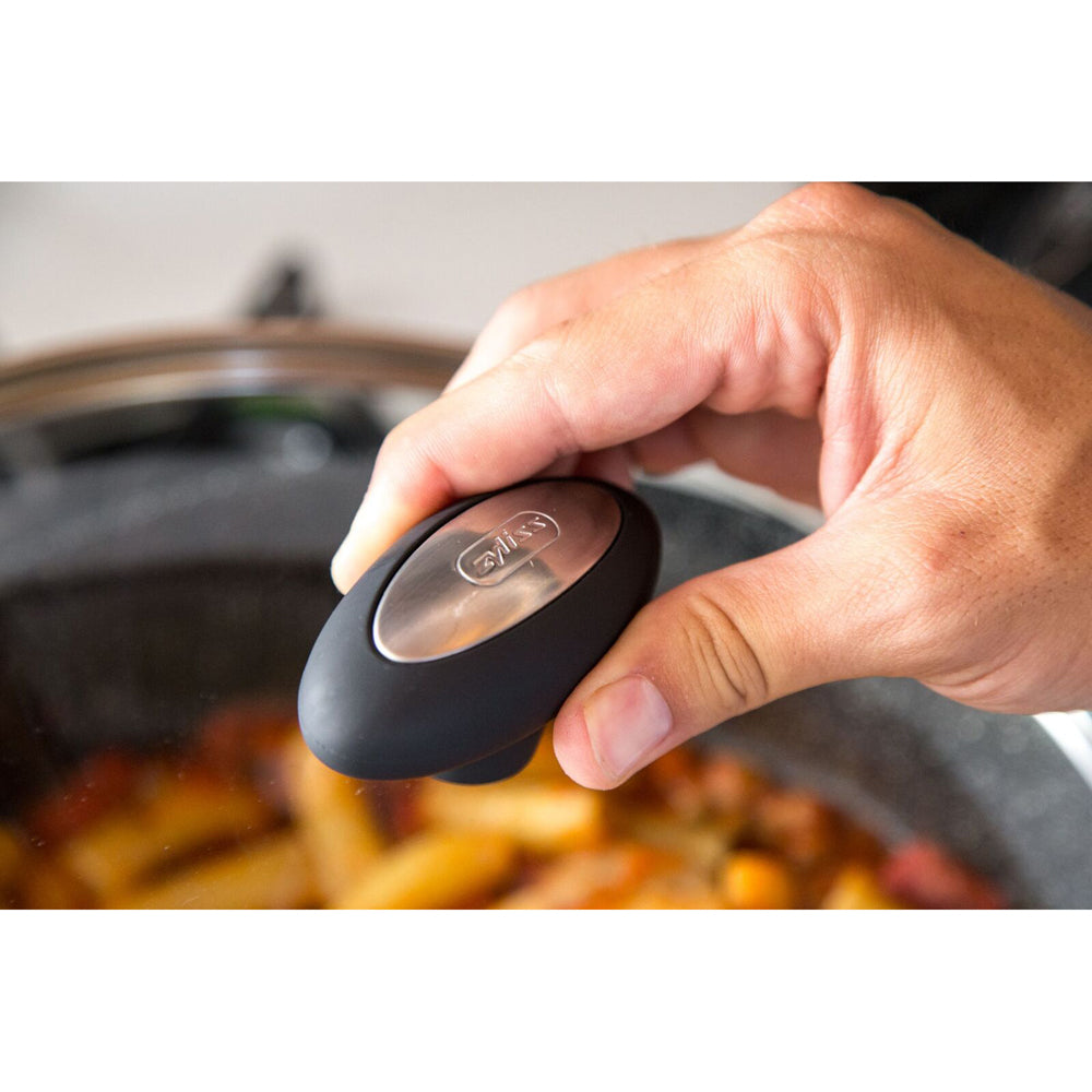 14706-zyliss-ultimate-forged-28cm-non-stick-saute-pan-w-lid-cover-black