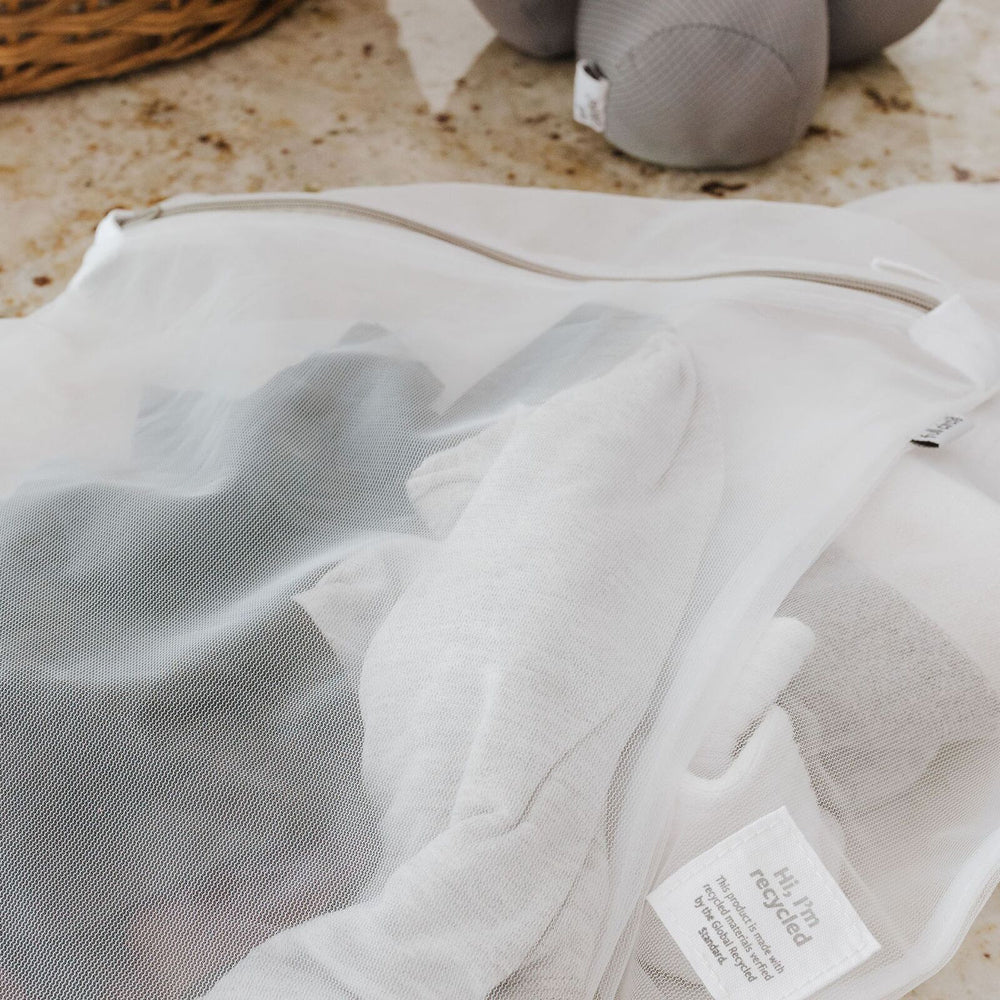 288722-4pc-full-circle-40cm-plastic-mesh-laundry-bags-white