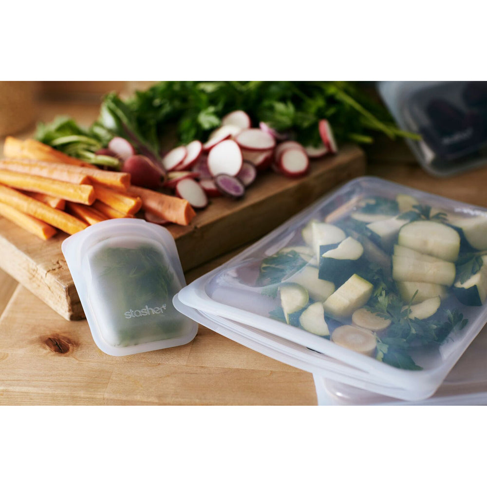 73010-2pc-stasher-silicone-118ml-18cm-reusable-sandwich-bag-clear-aqua