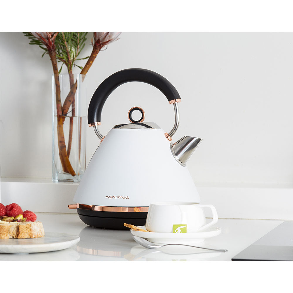 102108-morphy-richards-1-5l-white-accents-pyramid-kettle