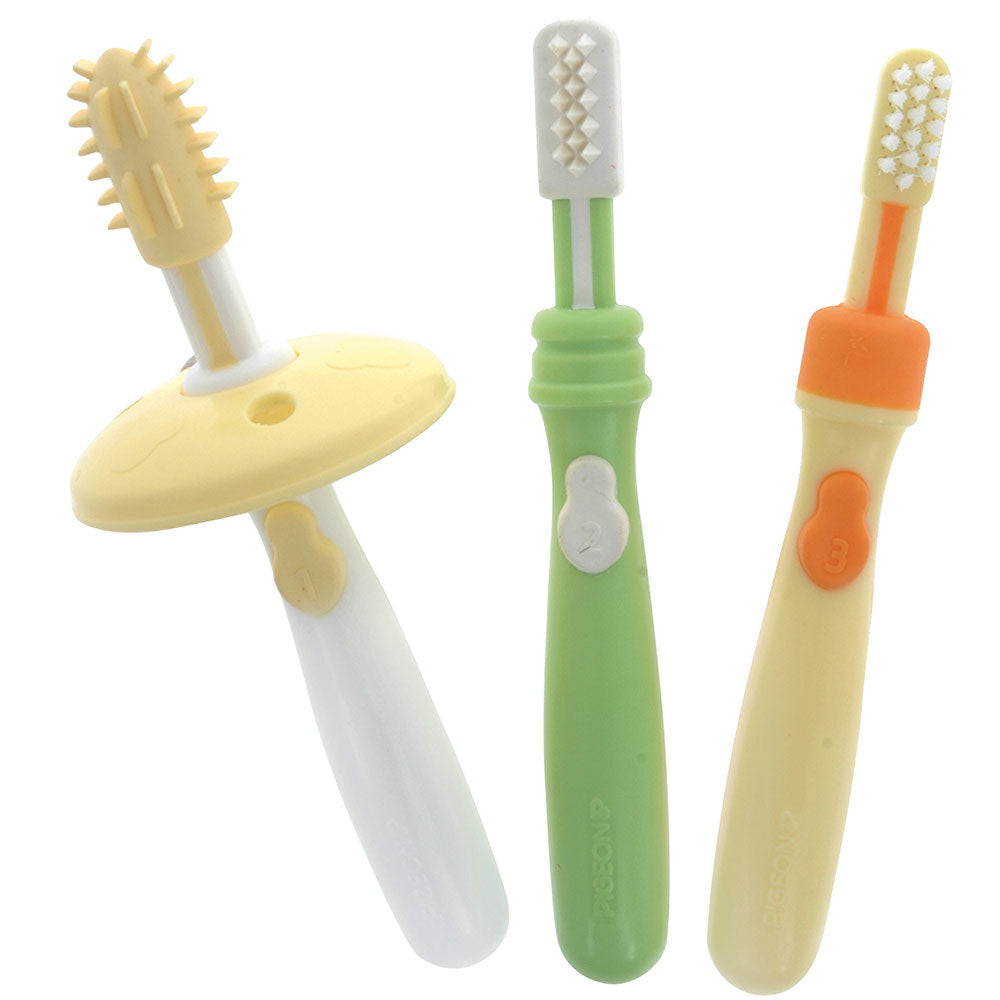 11781-pigeon-baby-training-toothbrush