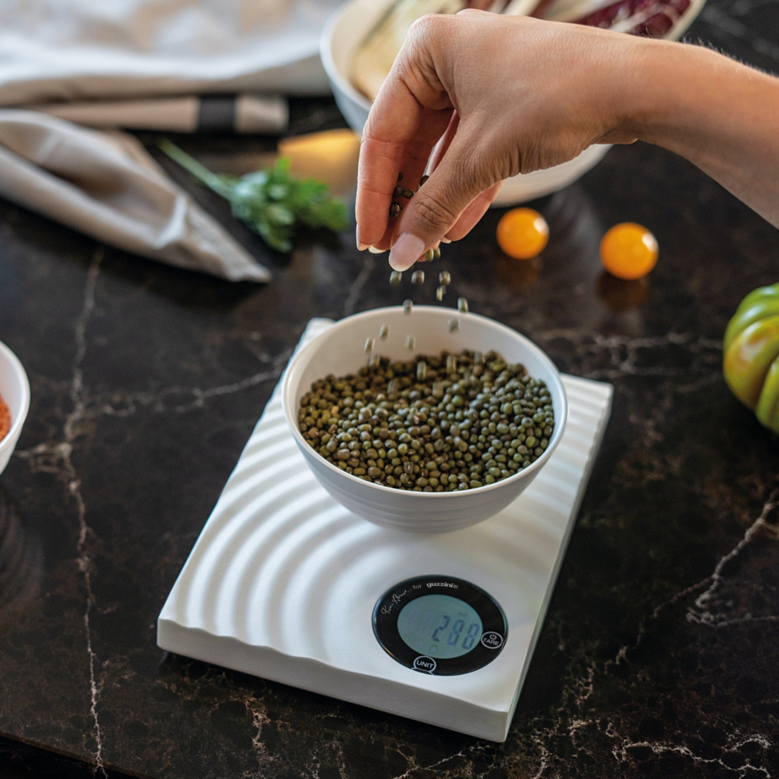 123600156-guzzini-icons-21cm-ripples-electronic-5kg-scale-white