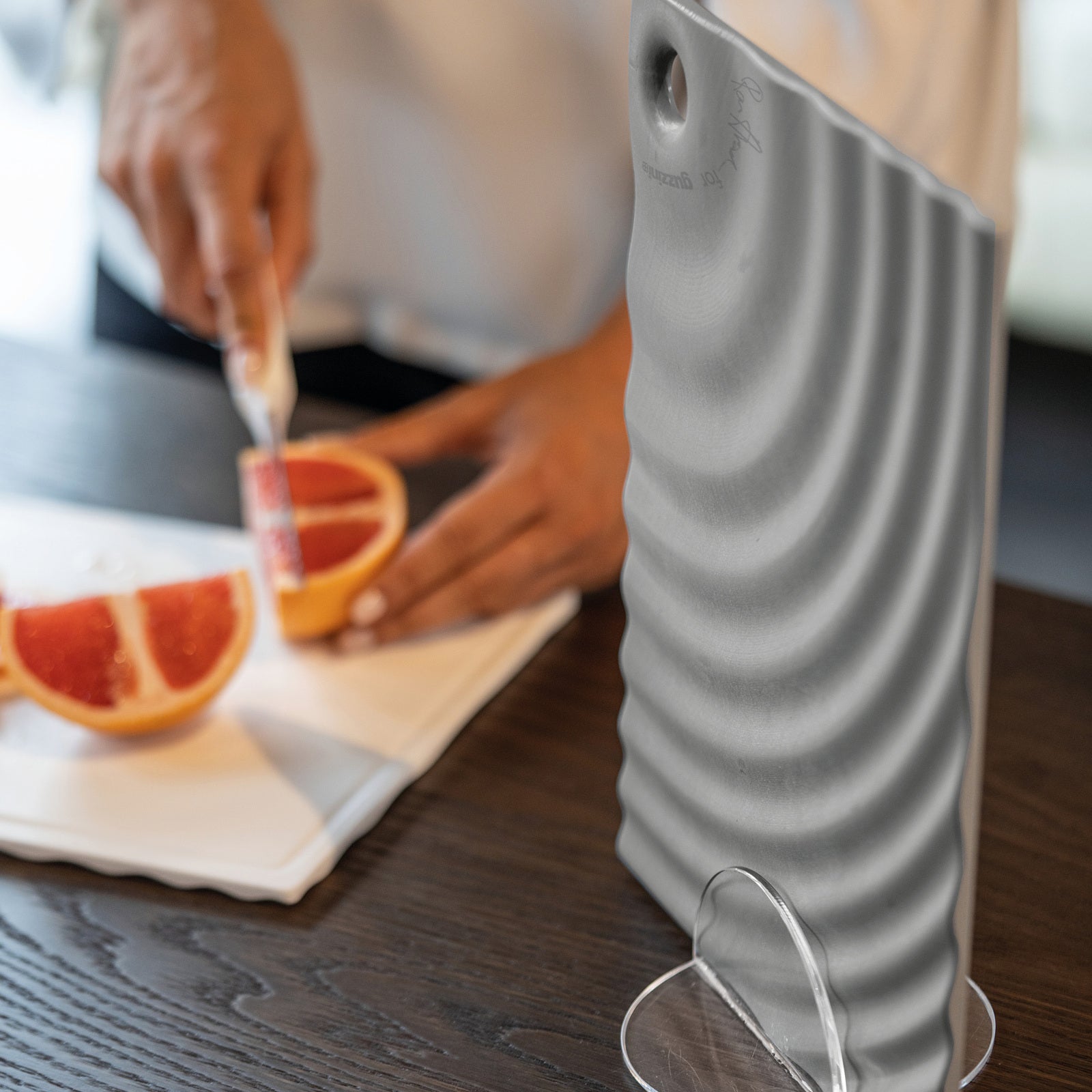 12370052-2pc-guzzini-icons-11-2cm-chopping-cutting-boards-w-base