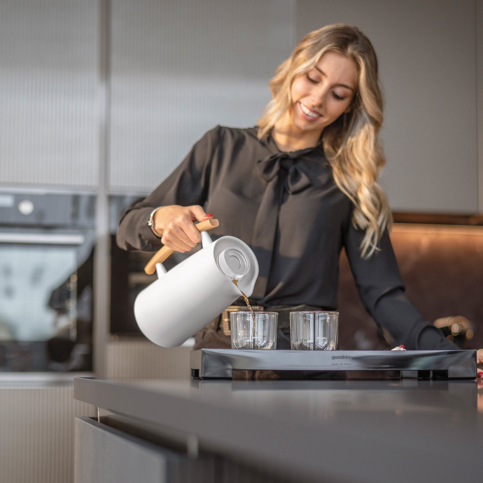 12560011-guzzini-icons-riviera-63-thermal-1l-vacuum-flask-white