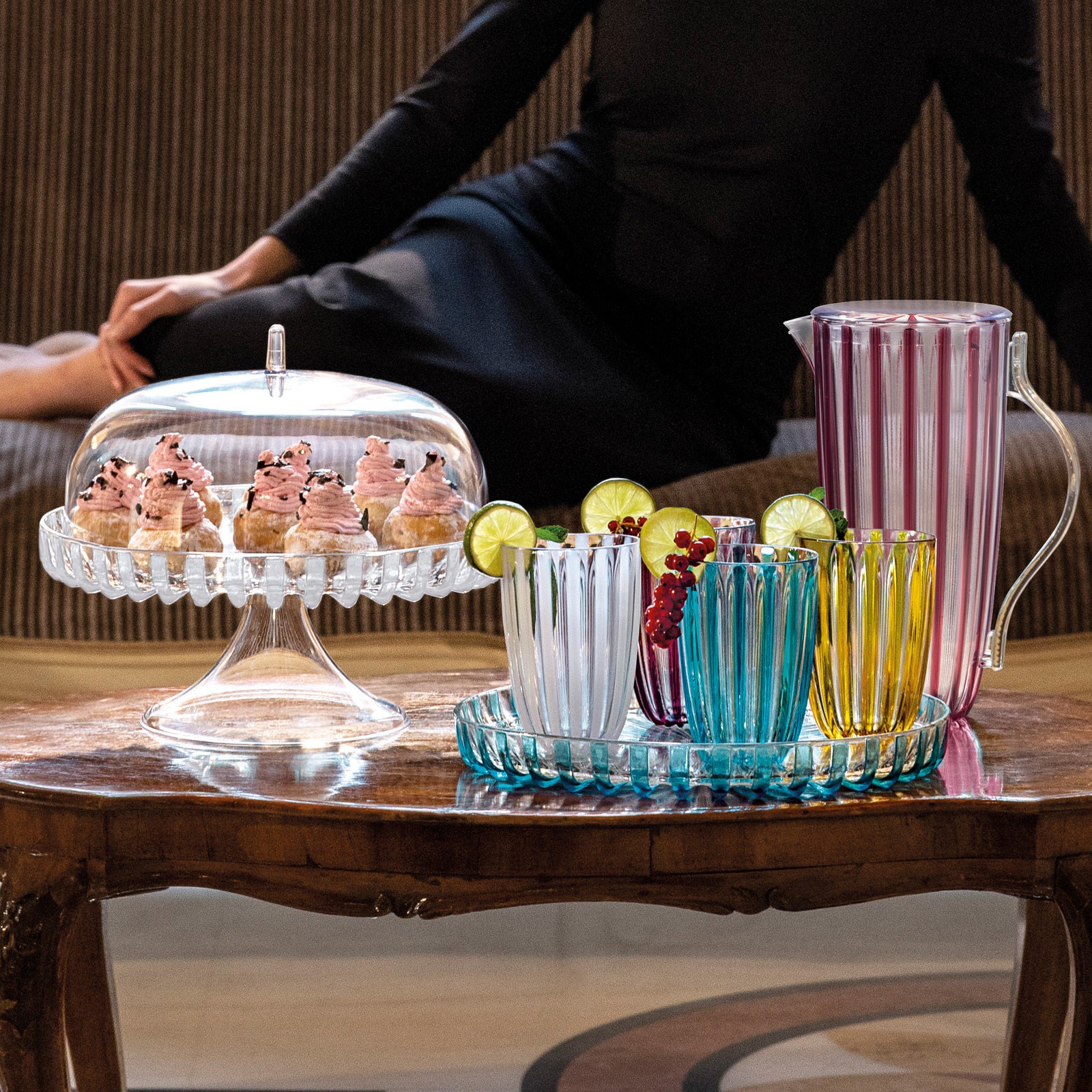 12570042-guzzini-dolcevita-31cm-cake-tray-w-dome-lid-mother-of-pearl