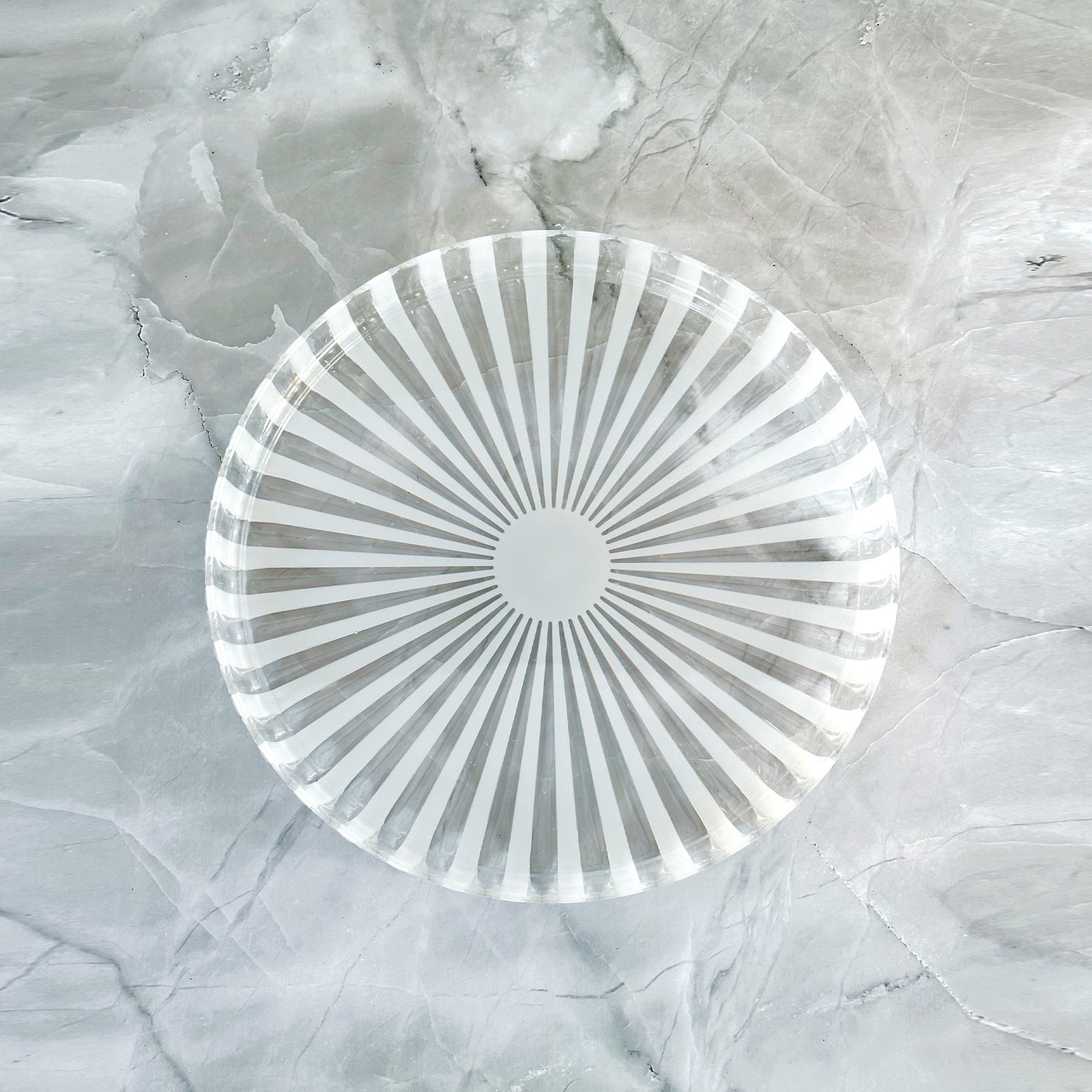 12570142-guzzini-dolcevita-31cm-round-serving-tray-mother-of-pearl