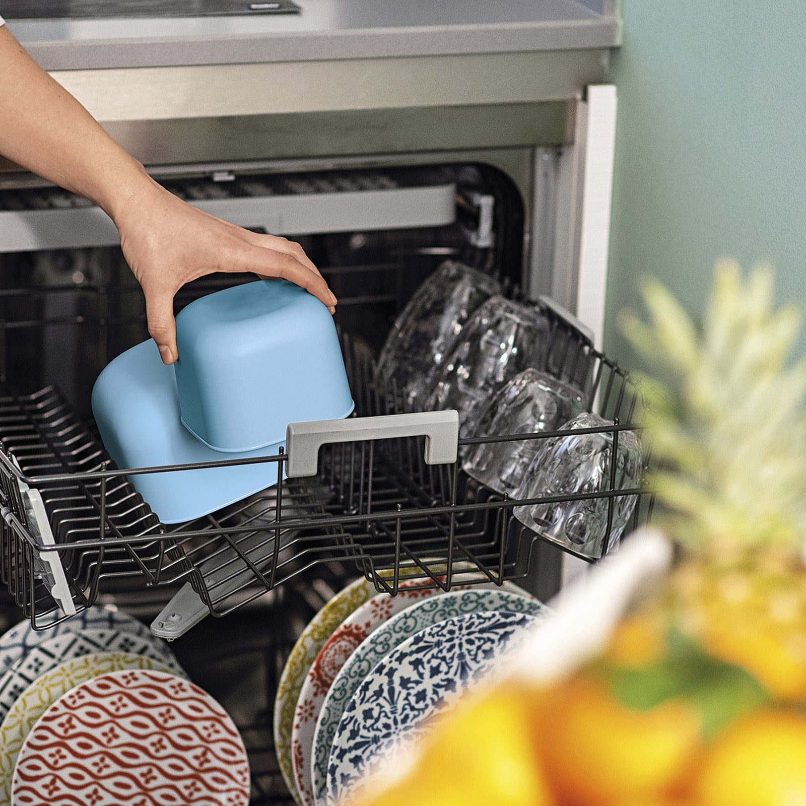 170700189-guzzini-store-more-450ml-shallow-airtight-container-matt-mid-blue