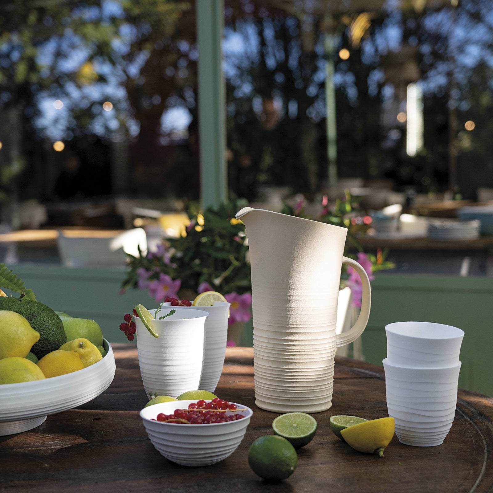 181701158-guzzini-earth-tierra-26-9cm-1-8l-jug-pitdher-w-lid-taupe