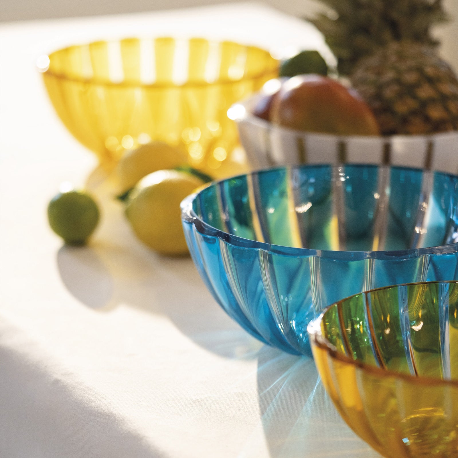 29690248-guzzini-dolcevita-25cm-3l-plastic-bowl-large-turquoise