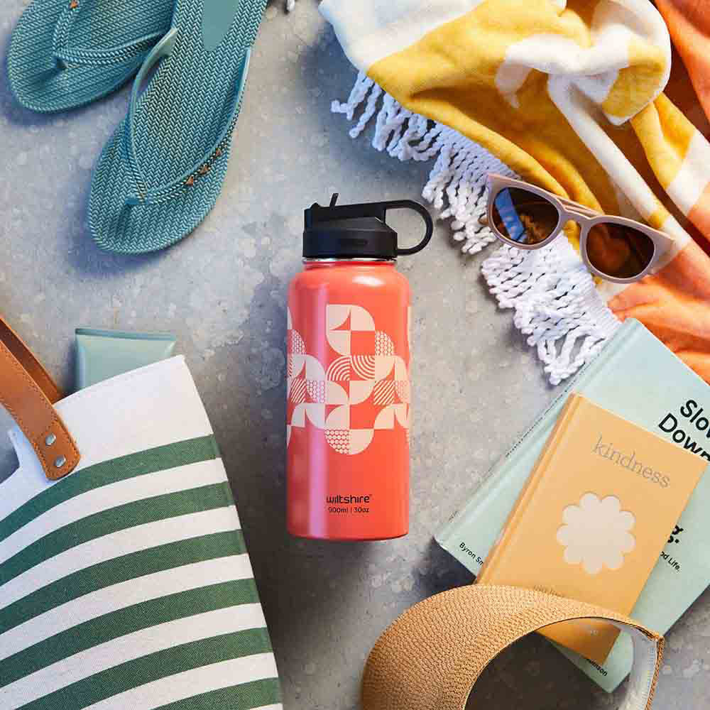 48184-wiltshire-stainless-steel-water-bottle-flamingo-pink-900ml