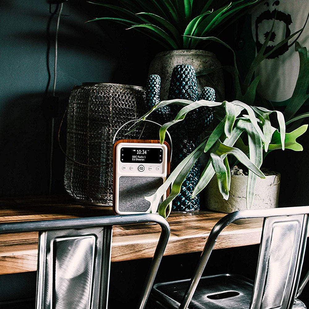 719224-vq-monty-dab-digital-radio-fm-bluetooth-alarm-clock-walnut