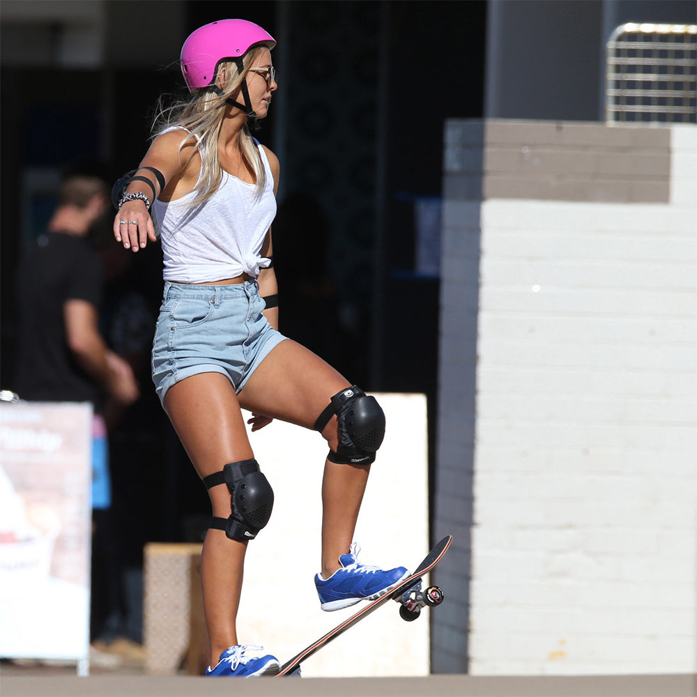 81029609-adrenalin-skate-scooter-helmet-pink