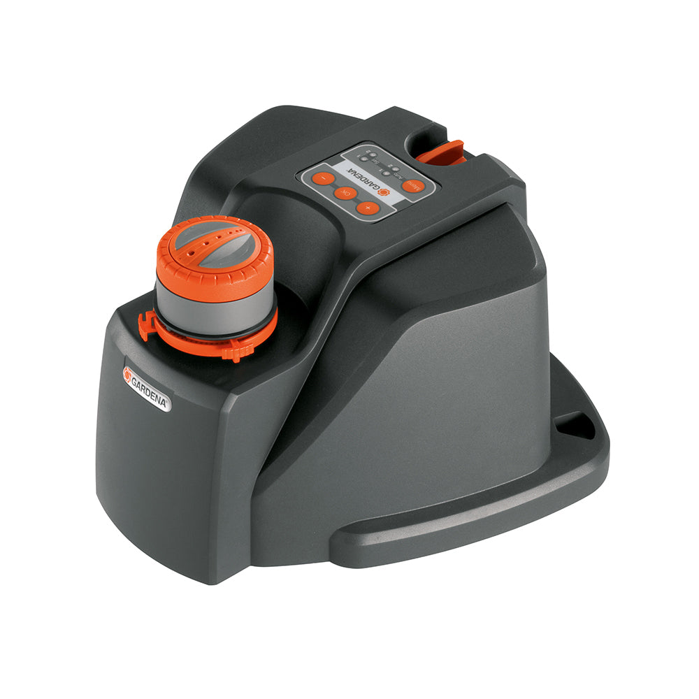 901153501-gardena-8133-20-adjustable-aquacontour-water-sprinkler