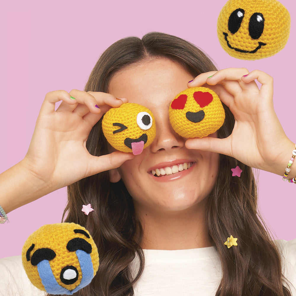 OMC! Get Hooked! Kids Fun Crochet Kit Creative Craft
