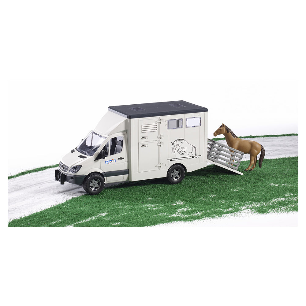 02533-bruder-mb-sprinter-animal-transporter-w-horse