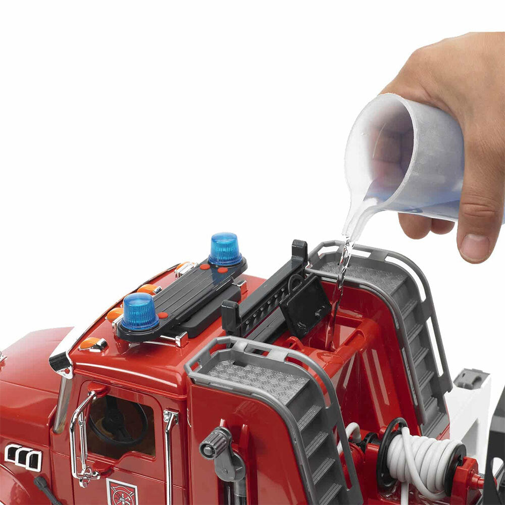 02821-bruder-mack-granite-fire-engine-w-slewing-ladder-water-pump