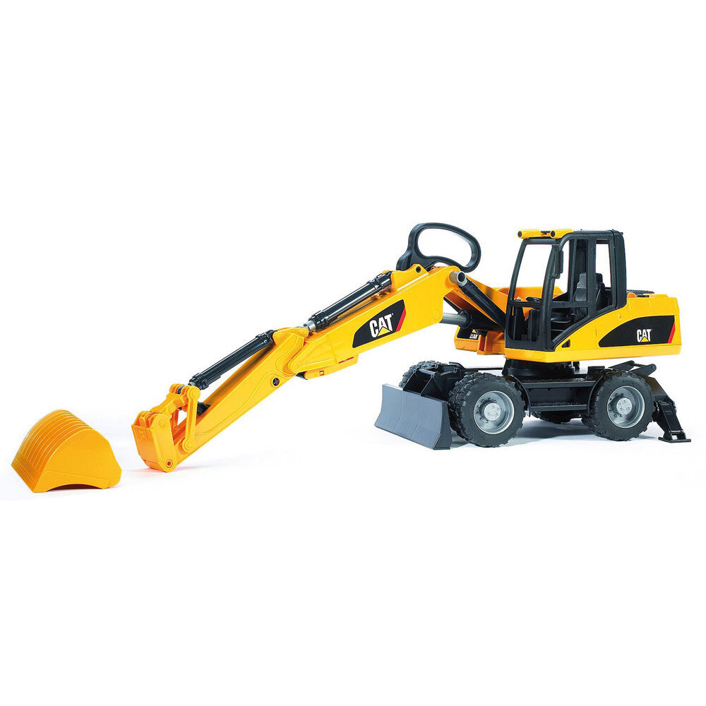 24002445-bruder-1-16-caterpillar-wheeled-excavator-toy-4y