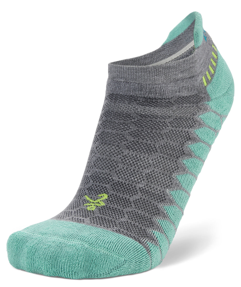 300140-balega-silver-running-sports-socks-large-grey-aqua