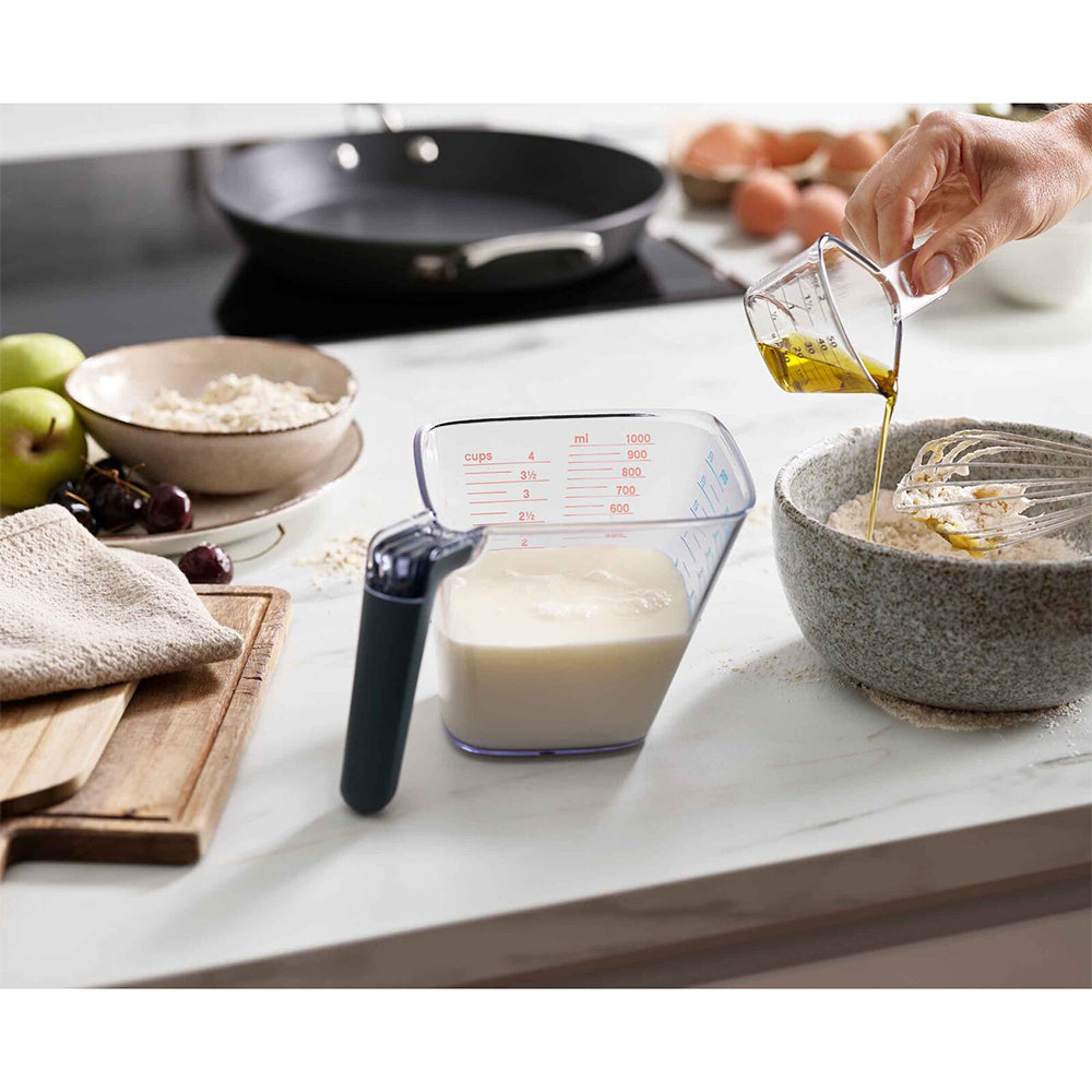 40109-joseph-joseph-align-2-piece-easy-read-measuring-jug-set