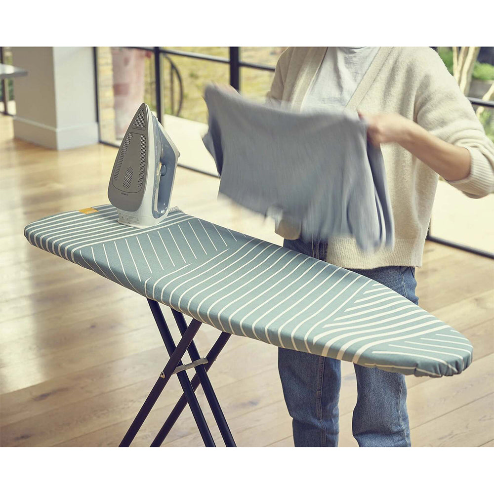 50017-joseph-joseph-124cm-flexa-ironing-board-cover-linear-grey