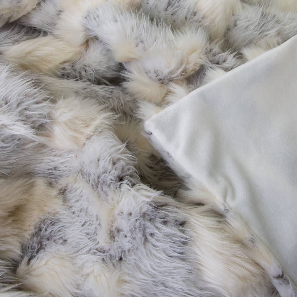 5099000852330183-j-elliot-home-arctic-faux-fur-130x160cm-throw-blanket-white-grey