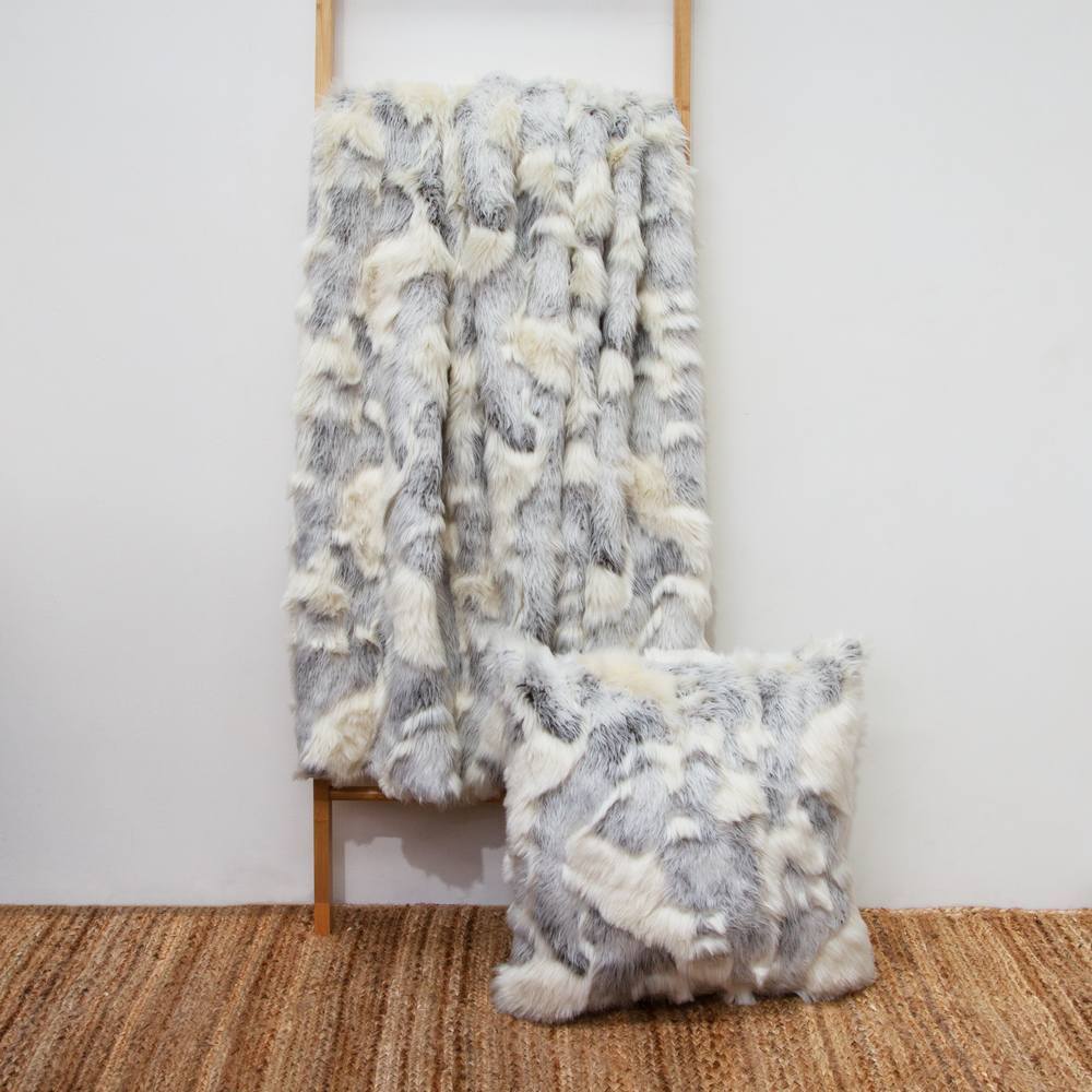 5099000852330183-j-elliot-home-arctic-faux-fur-130x160cm-throw-blanket-white-grey