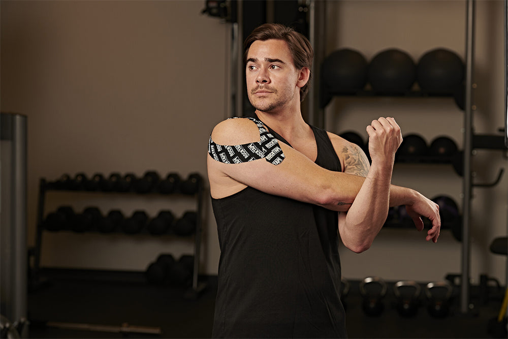 518129-rocktape-5cm-x-5m-standard-sport-injuries-roll-black-logo